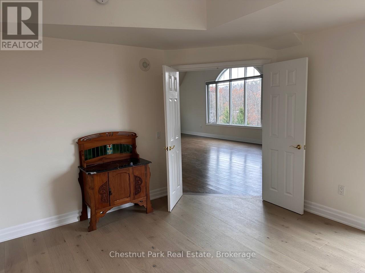 601 - 110 Steamship Bay Road, Gravenhurst, Ontario  P1P 1Z9 - Photo 21 - X12545854