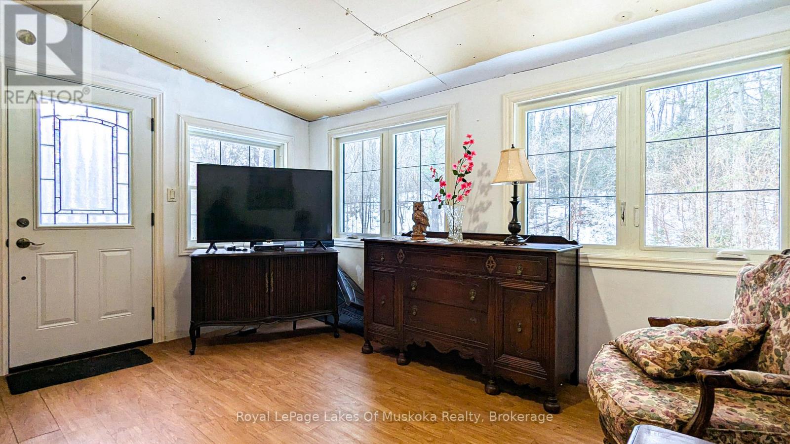 2551 Yearley Road, Huntsville, Ontario  P0B 1M0 - Photo 20 - X12546718