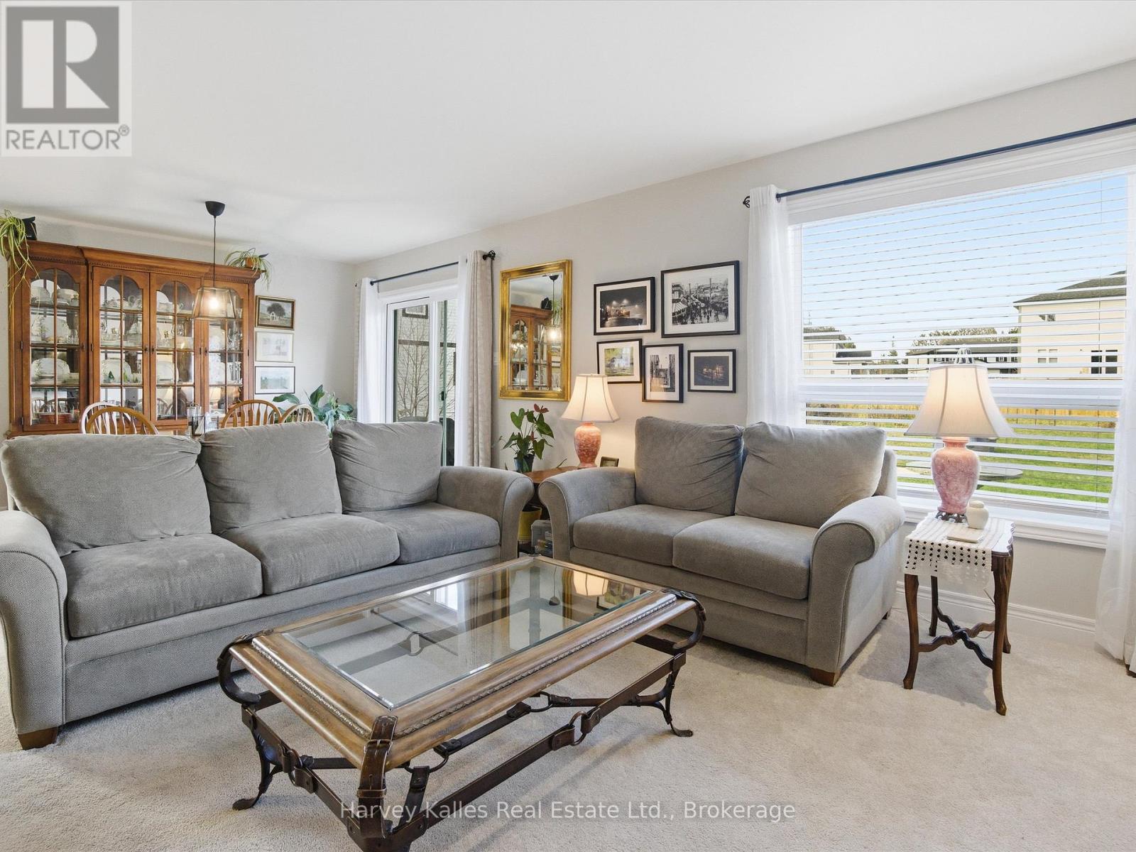 12 Quinn Forest Drive, Bracebridge, Ontario  P1L 1W9 - Photo 4 - X12547374