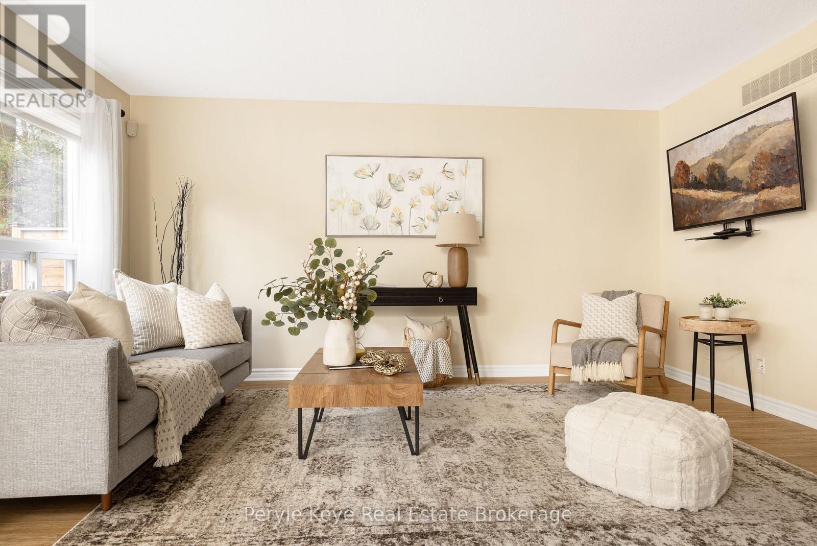 143 Pine Street, Bracebridge, Ontario  P1L 2H8 - Photo 11 - X12550046