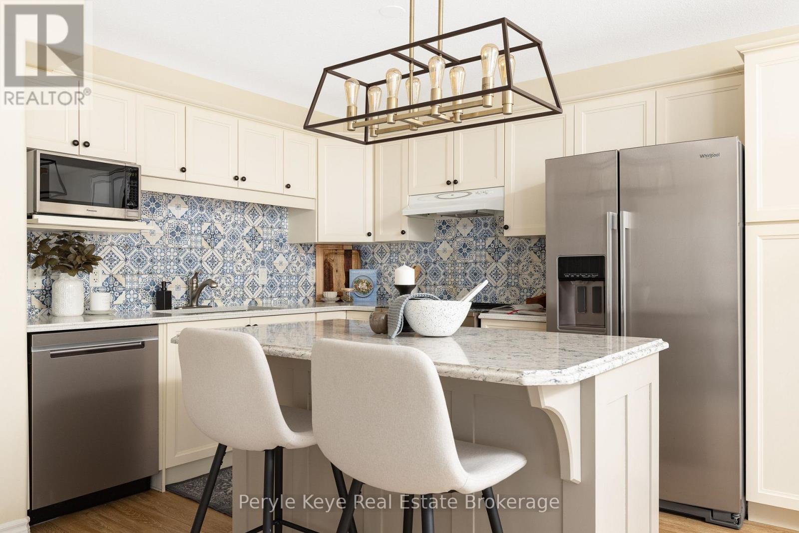 143 Pine Street, Bracebridge, Ontario  P1L 2H8 - Photo 13 - X12550046