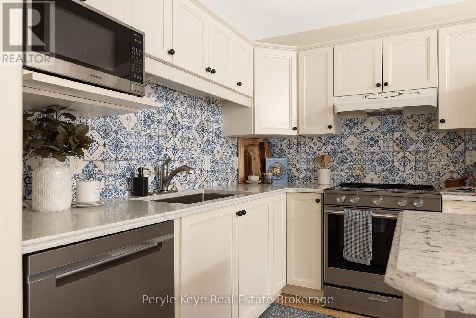 143 Pine Street, Bracebridge, Ontario  P1L 2H8 - Photo 16 - X12550046