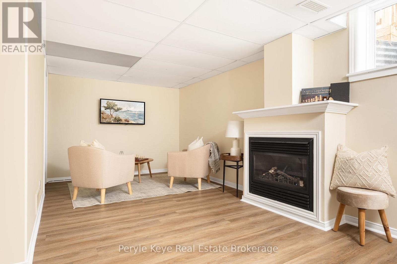 143 Pine Street, Bracebridge, Ontario  P1L 2H8 - Photo 37 - X12550046