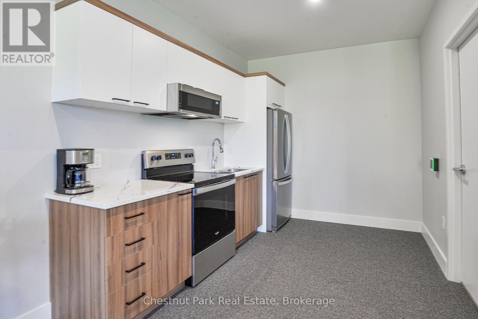 403 - 20 Campus Trail, Huntsville, Ontario  P1H 0K2 - Photo 10 - X12550580