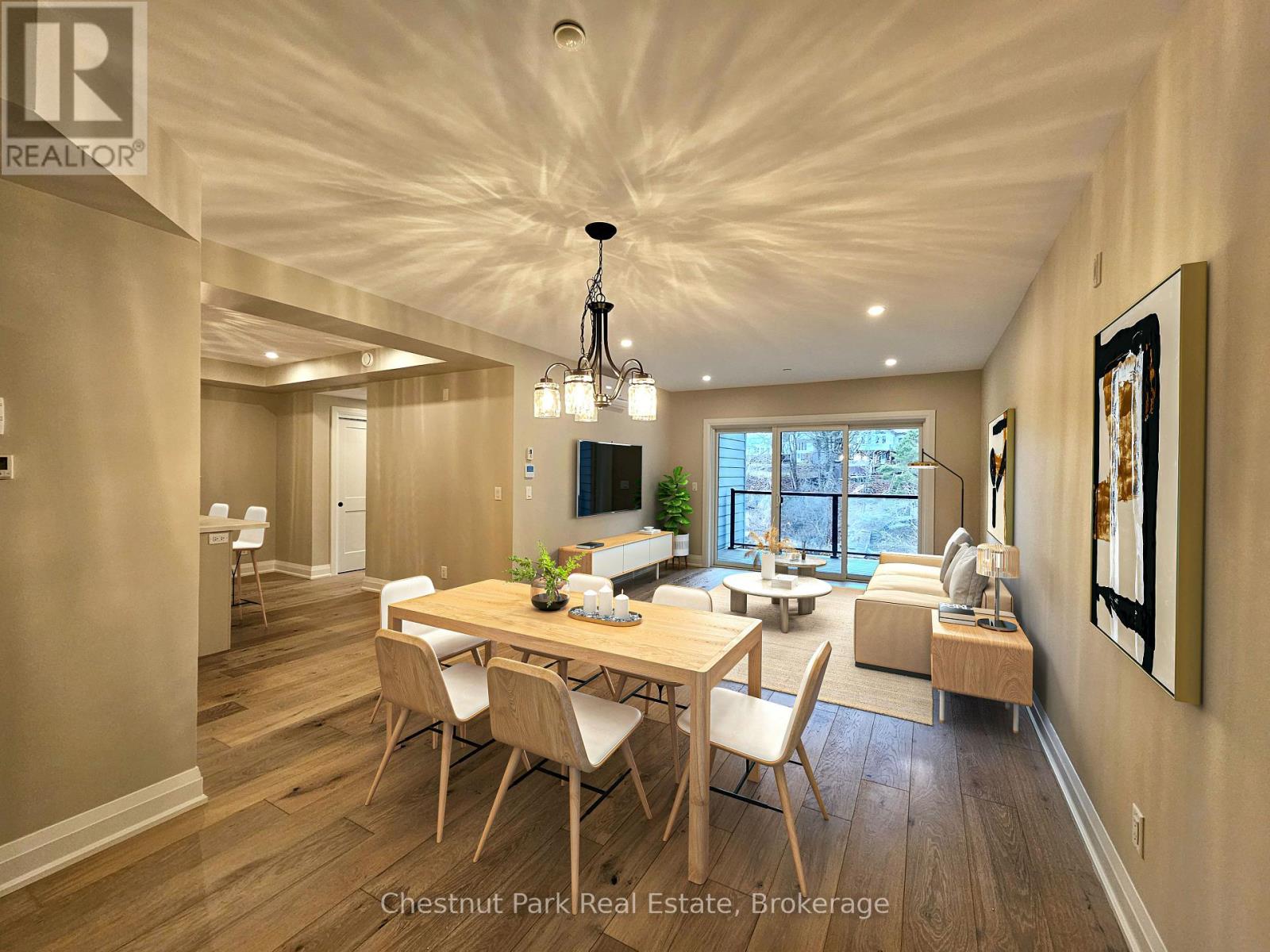 301 - 200 Anglo Street, Bracebridge, Ontario  P1L 1G4 - Photo 1 - X12552516