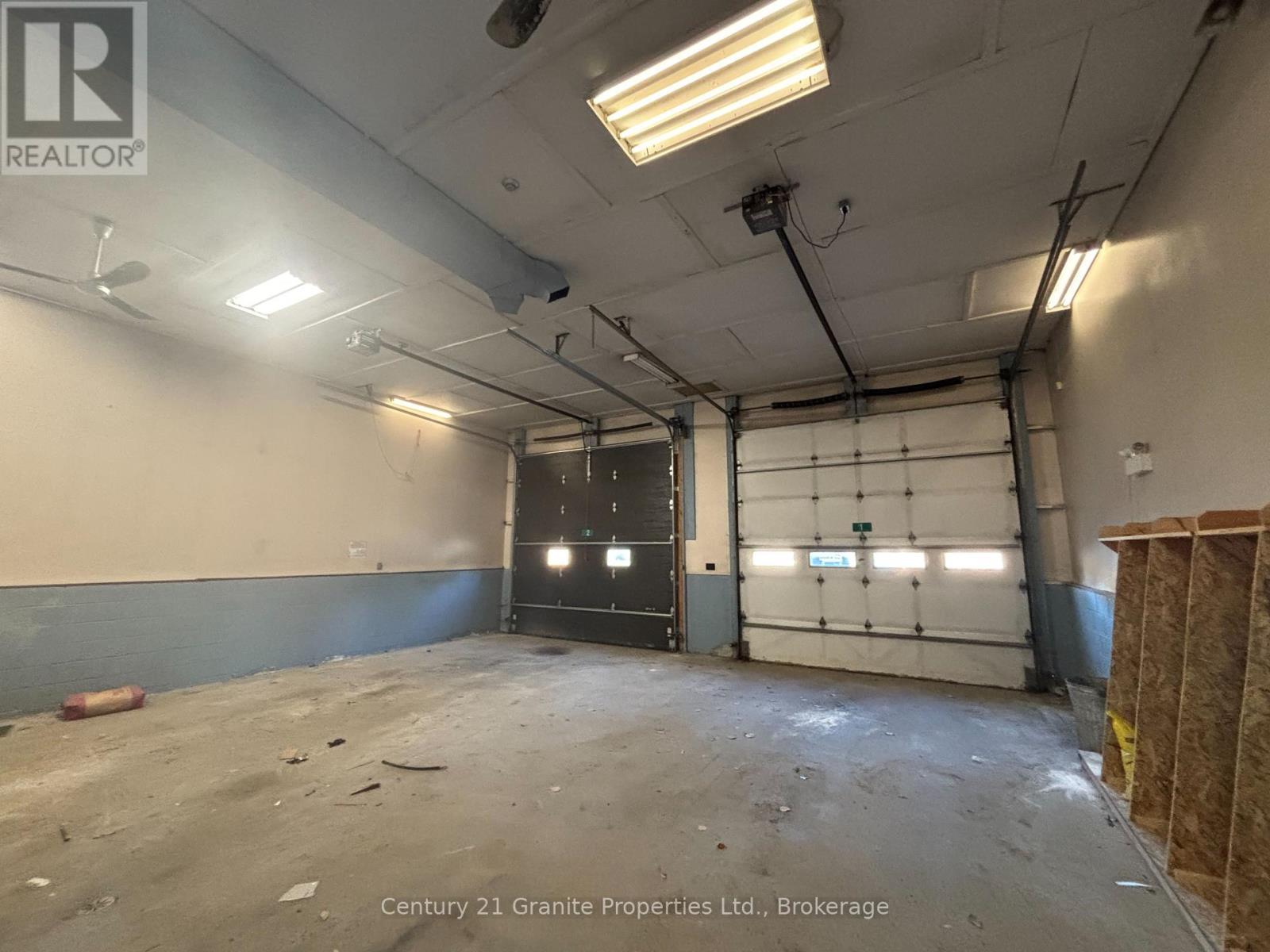 18 Mckaig Road, Seguin, Ontario  P2A 2W8 - Photo 4 - X12554504