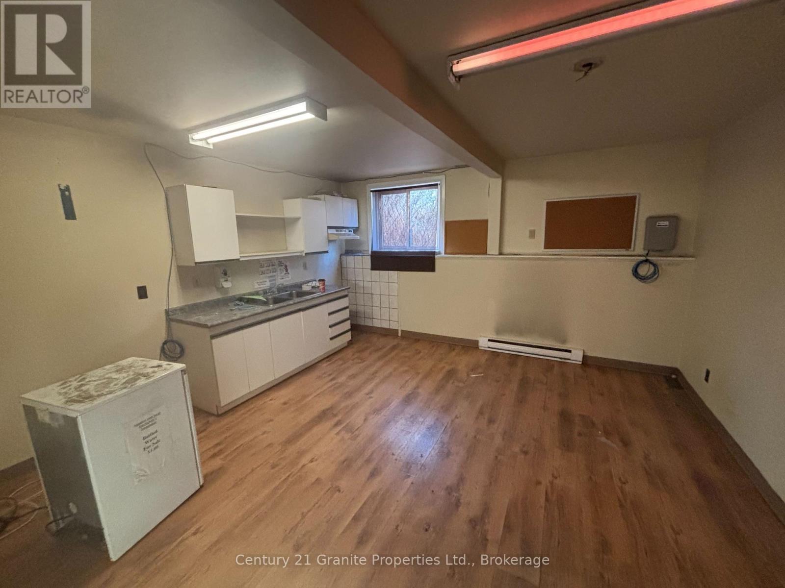 18 Mckaig Road, Seguin, Ontario  P2A 2W8 - Photo 5 - X12554504