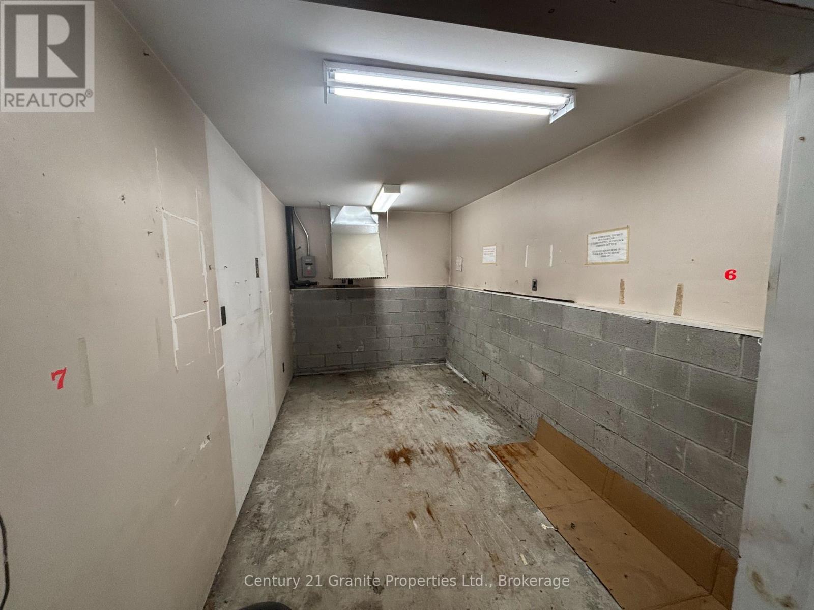 18 Mckaig Road, Seguin, Ontario  P2A 2W8 - Photo 6 - X12554504