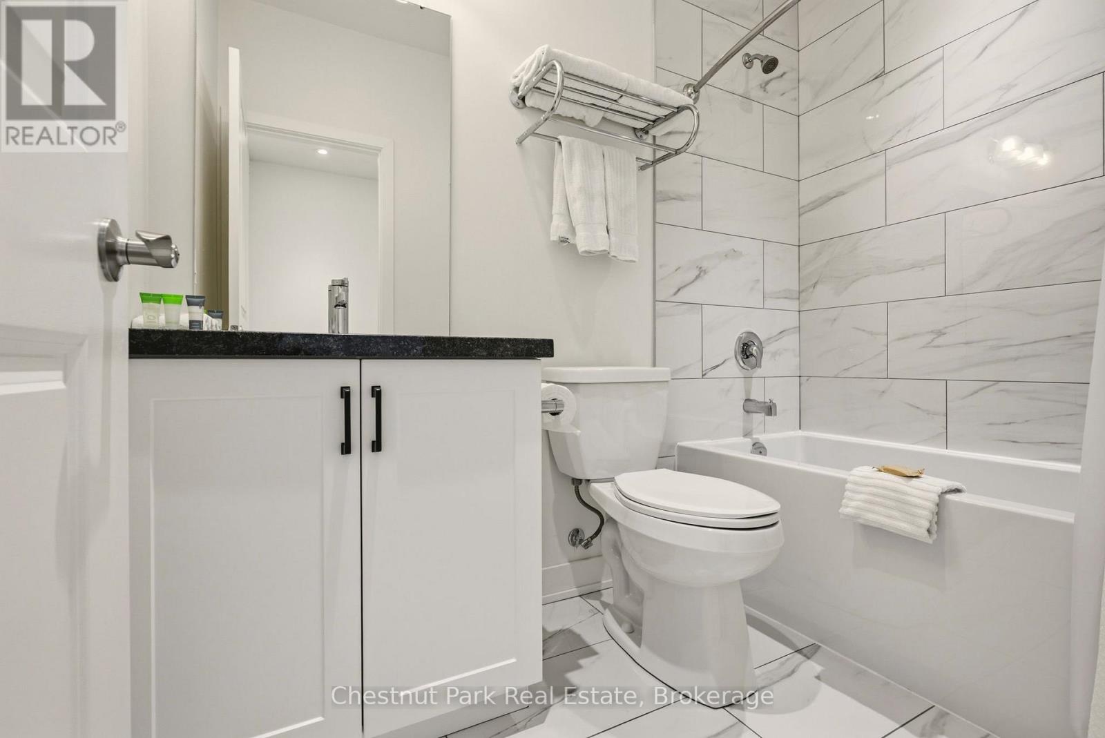 Bhvb201 - 1869 Muskoka Rd 118 West Road, Muskoka Lakes, Ontario  P1L 1W8 - Photo 16 - X12557058