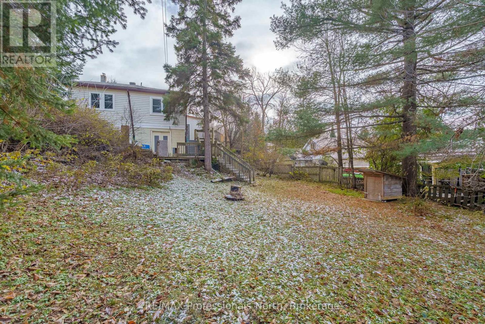 18 George Street, Huntsville, Ontario  P1H 1T9 - Photo 24 - X12561118