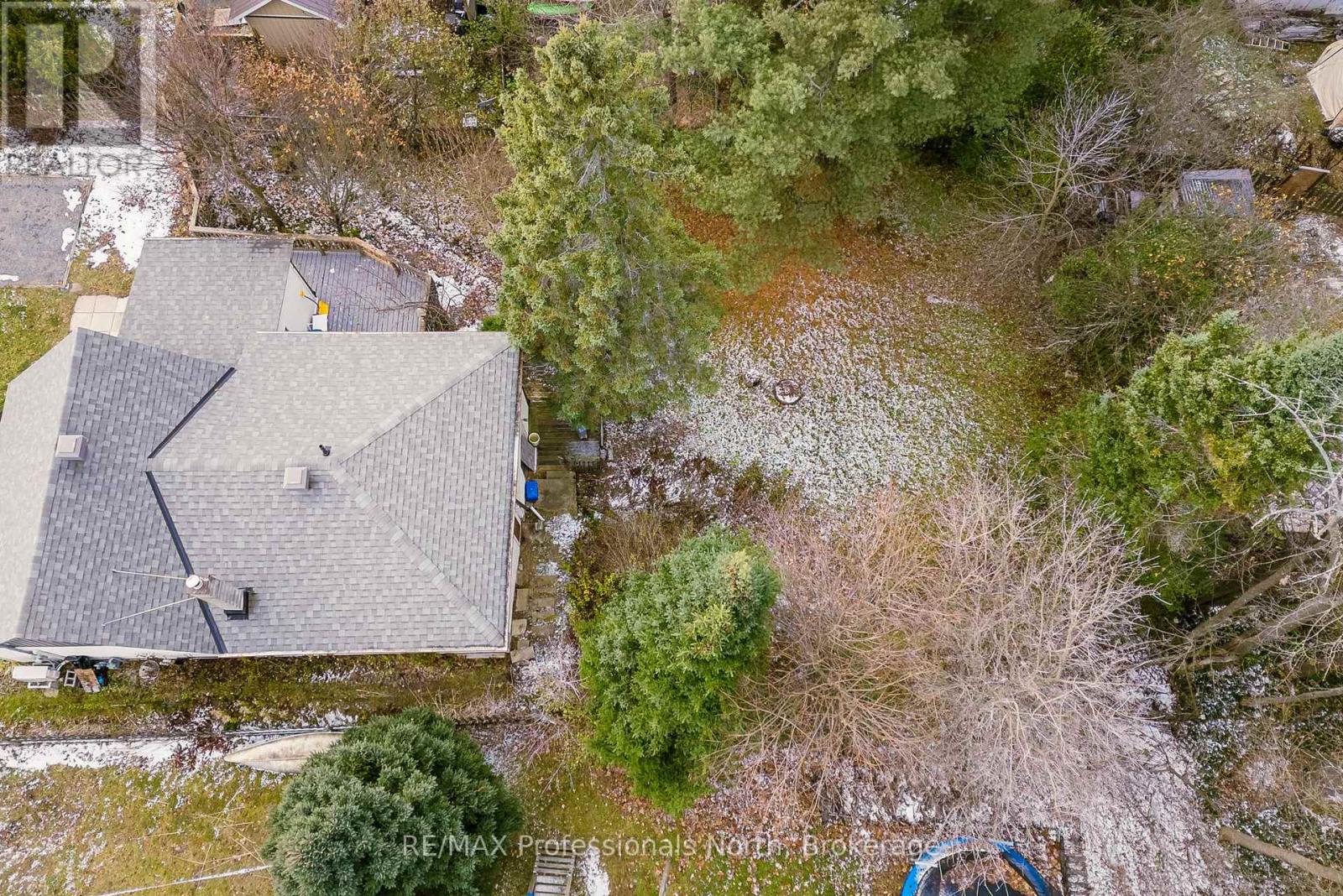 18 George Street, Huntsville, Ontario  P1H 1T9 - Photo 40 - X12561118