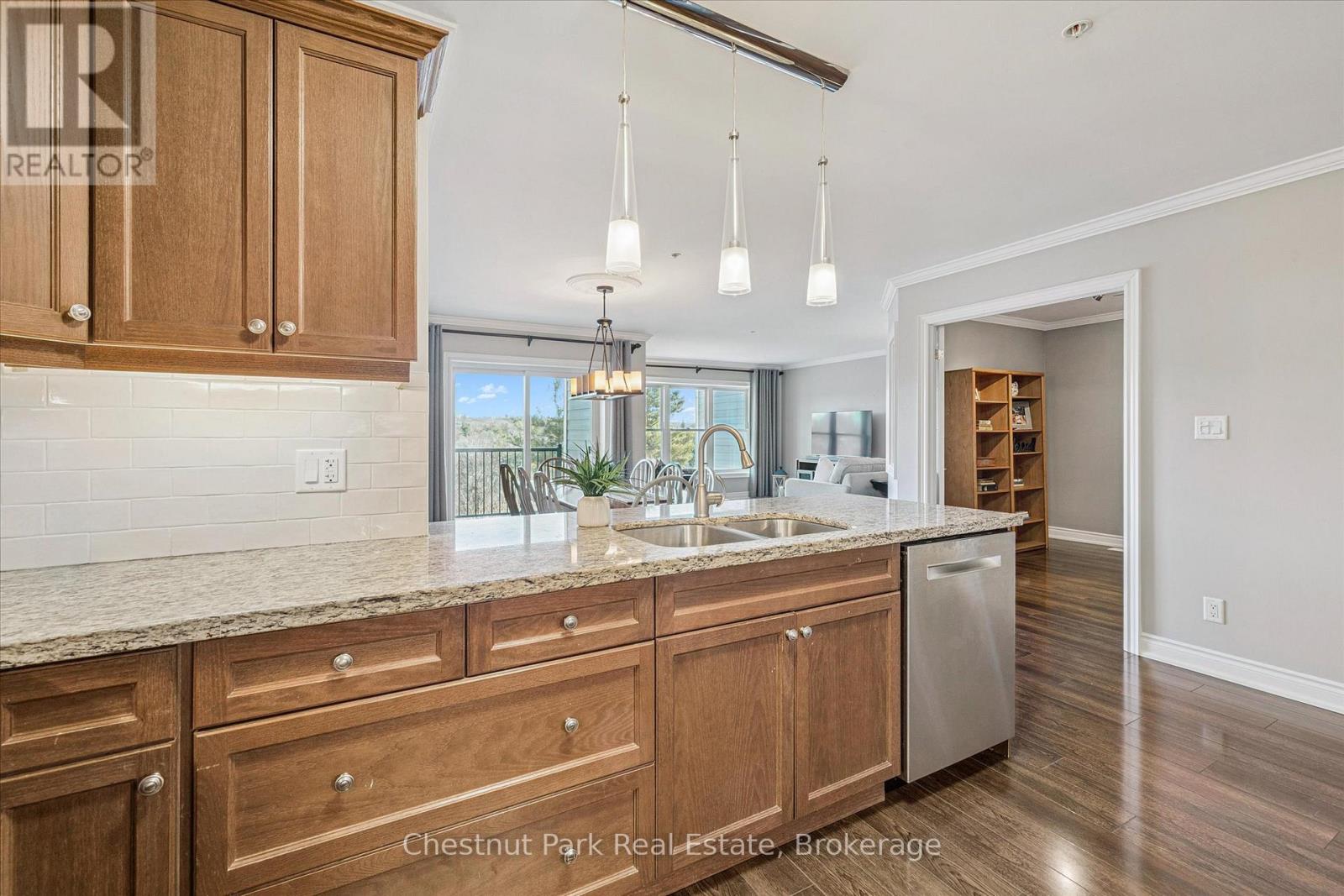 209 - 10b Kimberley Avenue, Bracebridge, Ontario  P1L 0A6 - Photo 14 - X12561904