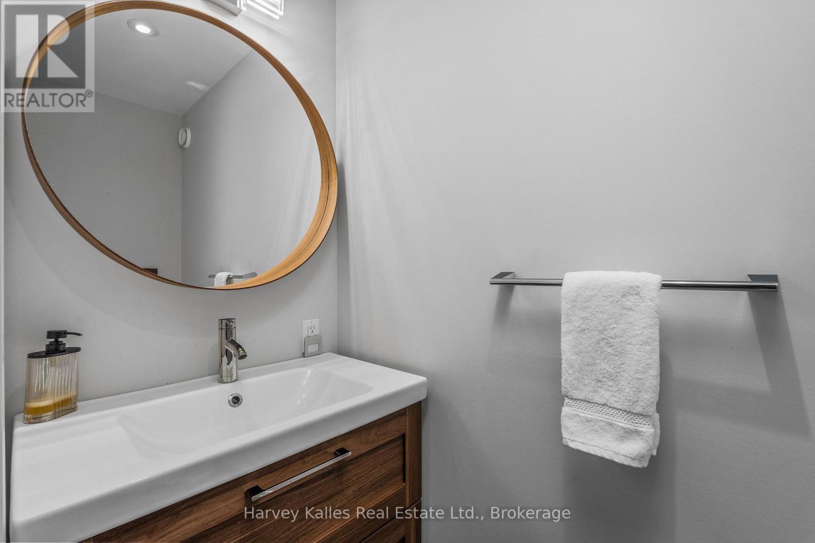 36 Homestead Lane, Huntsville, Ontario  P1H 2N8 - Photo 25 - X12562212