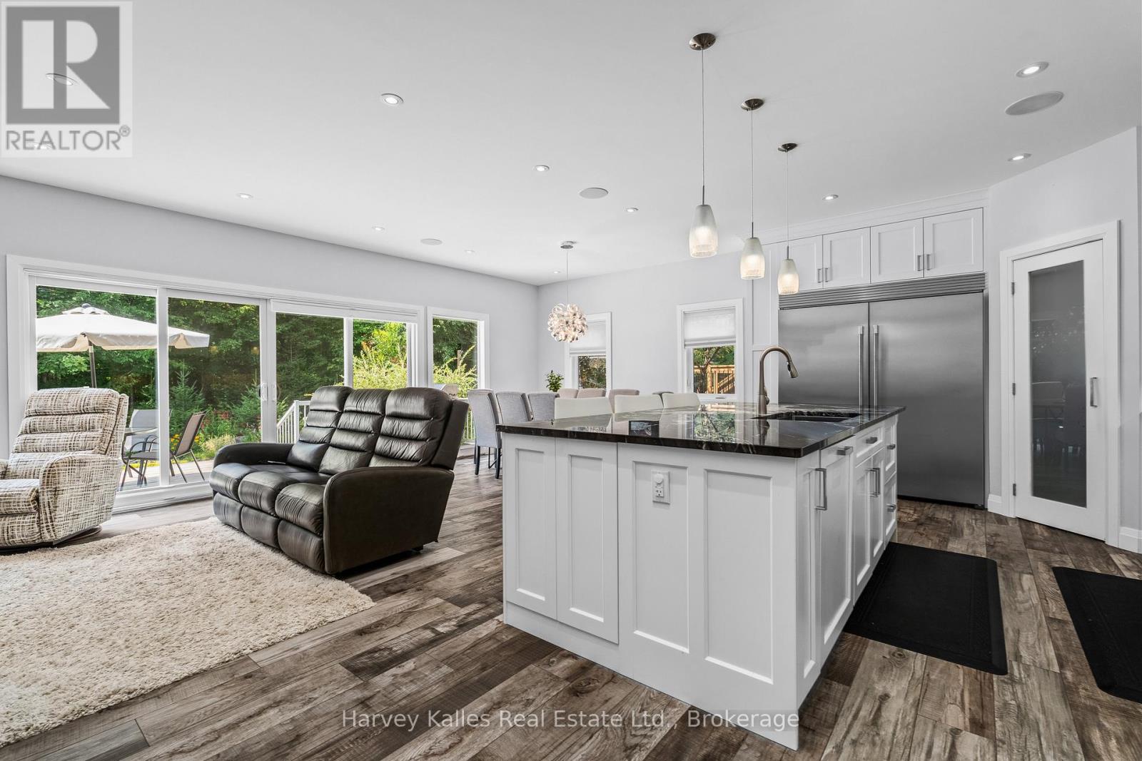 36 Homestead Lane, Huntsville, Ontario  P1H 2N8 - Photo 9 - X12562212