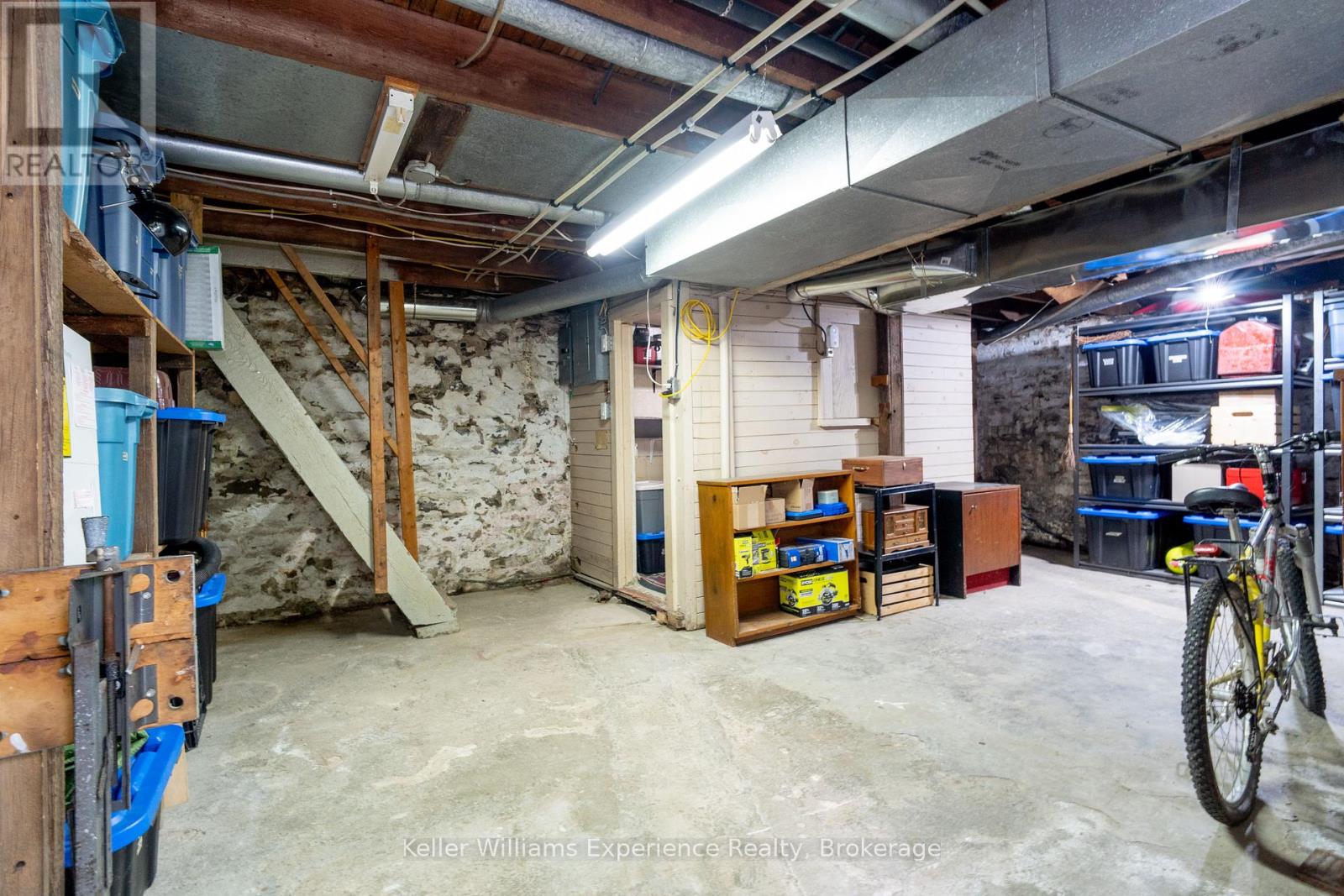 14 Edward Street, Bracebridge, Ontario  P1L 1H5 - Photo 38 - X12562840