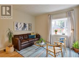 14 EDWARD STREET, Bracebridge, Ontario