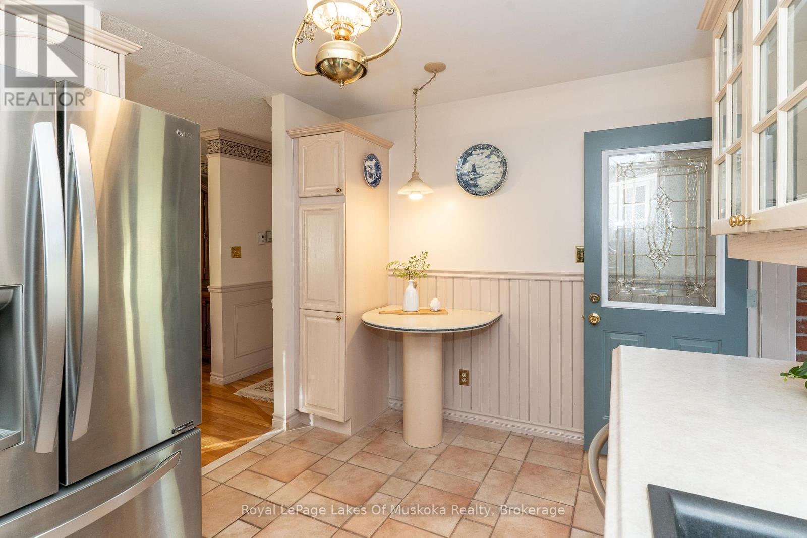 107 Milton Street, Bracebridge, Ontario  P1L 2G4 - Photo 10 - X12565438