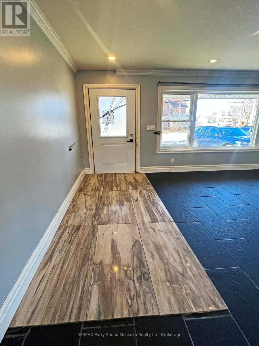 119 Gibson Street, Parry Sound, Ontario  P2A 1X6 - Photo 16 - X12565684