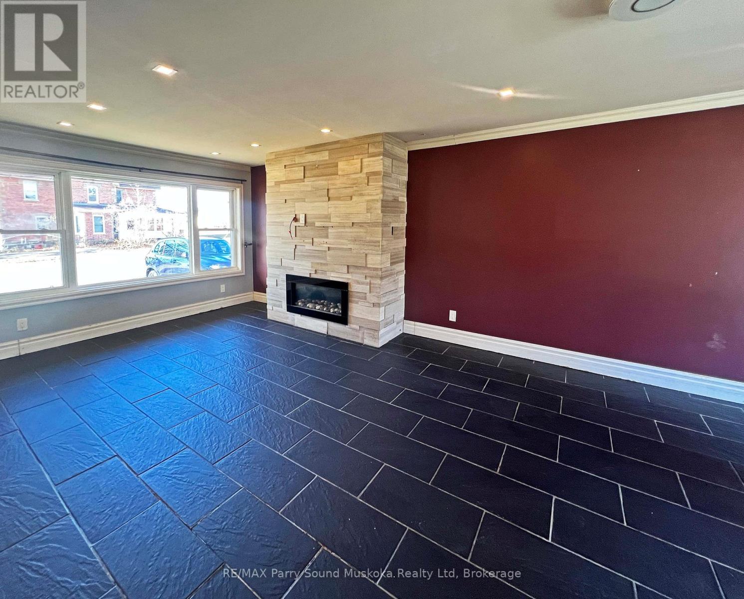 119 Gibson Street, Parry Sound, Ontario  P2A 1X6 - Photo 8 - X12565684