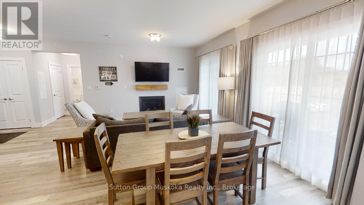 318 - 25 Pen Lake Point Road, Huntsville, Ontario  P1H 2E8 - Photo 8 - X12566740