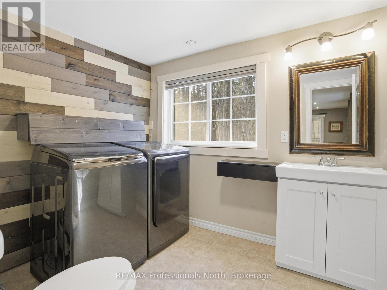 185 Muskoka Rd 10 Road, Huntsville, Ontario  P0B 1L0 - Photo 15 - X12567424