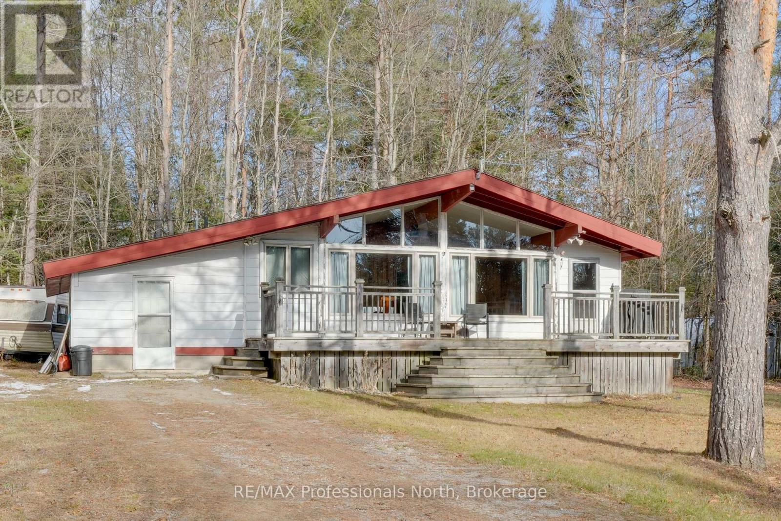 1001 Colony Trail, Bracebridge, Ontario  P1L 1X3 - Photo 2 - X12568222