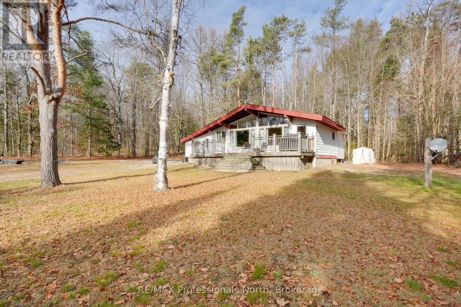 1001 Colony Trail, Bracebridge, Ontario  P1L 1X3 - Photo 3 - X12568222