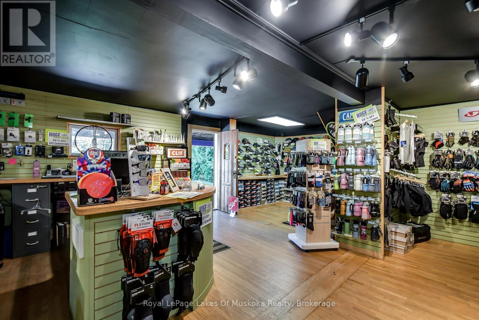 230 Ecclestone Drive, Bracebridge, Ontario  P1L 1G4 - Photo 13 - X12570044