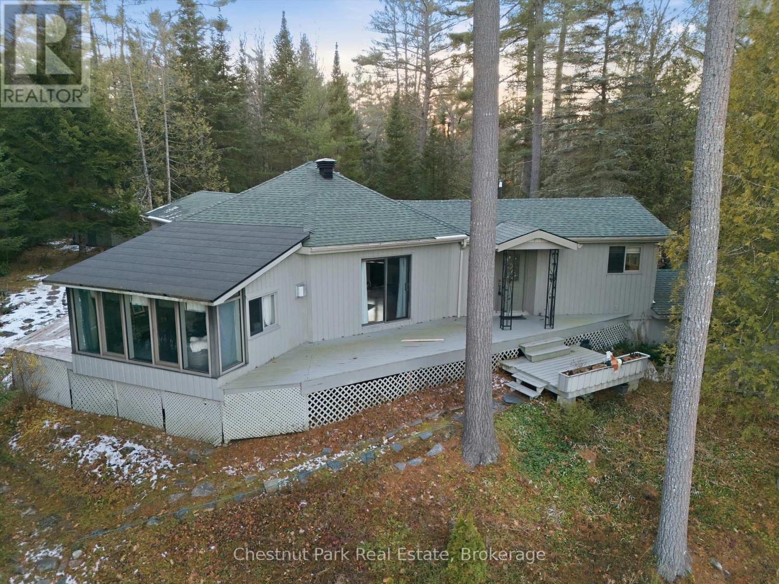 1077 Fairy Falls Road, Lake Of Bays, Ontario  P0B 1A0 - Photo 45 - X12570792