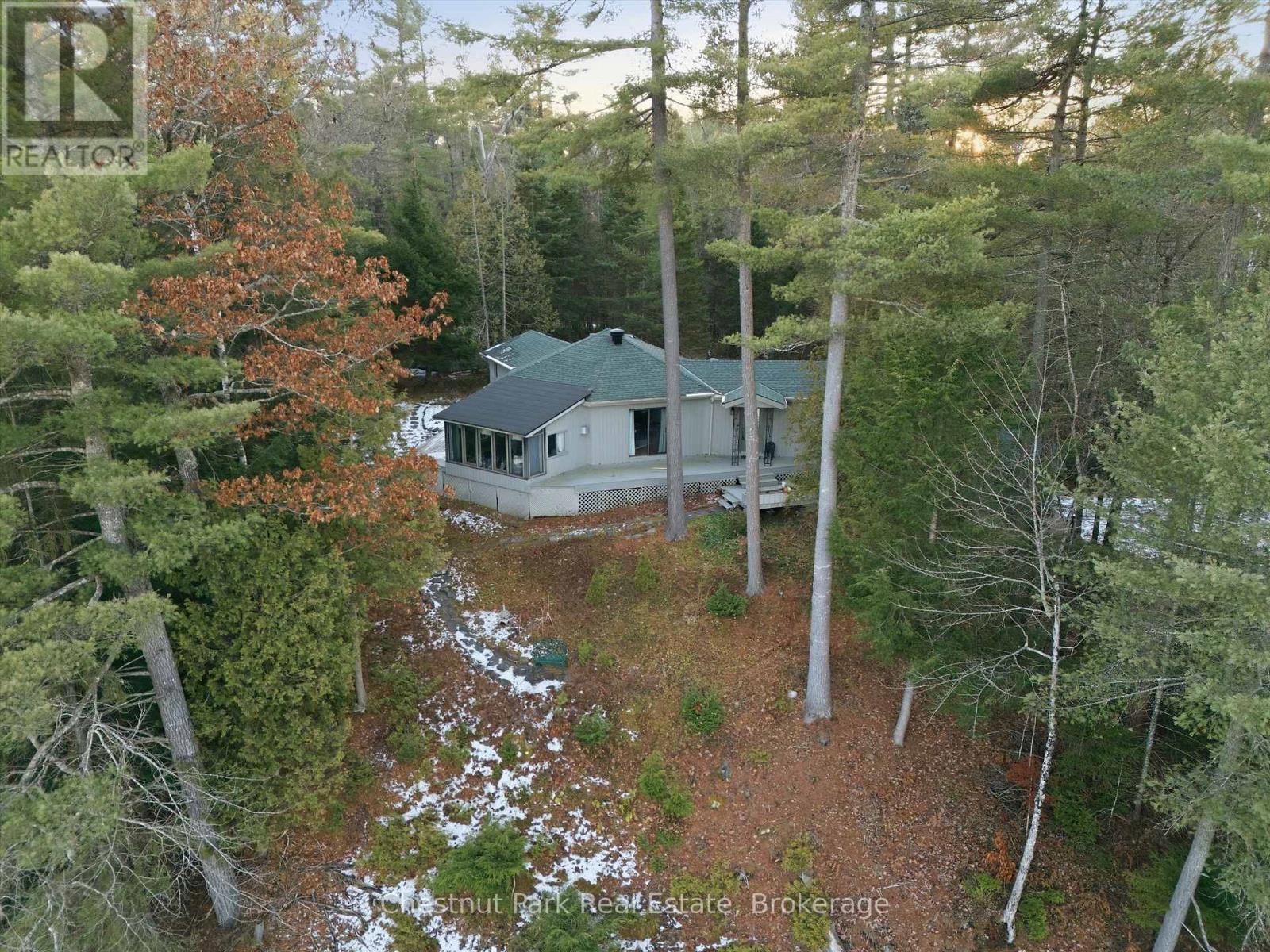 1077 Fairy Falls Road, Lake Of Bays, Ontario  P0B 1A0 - Photo 46 - X12570792