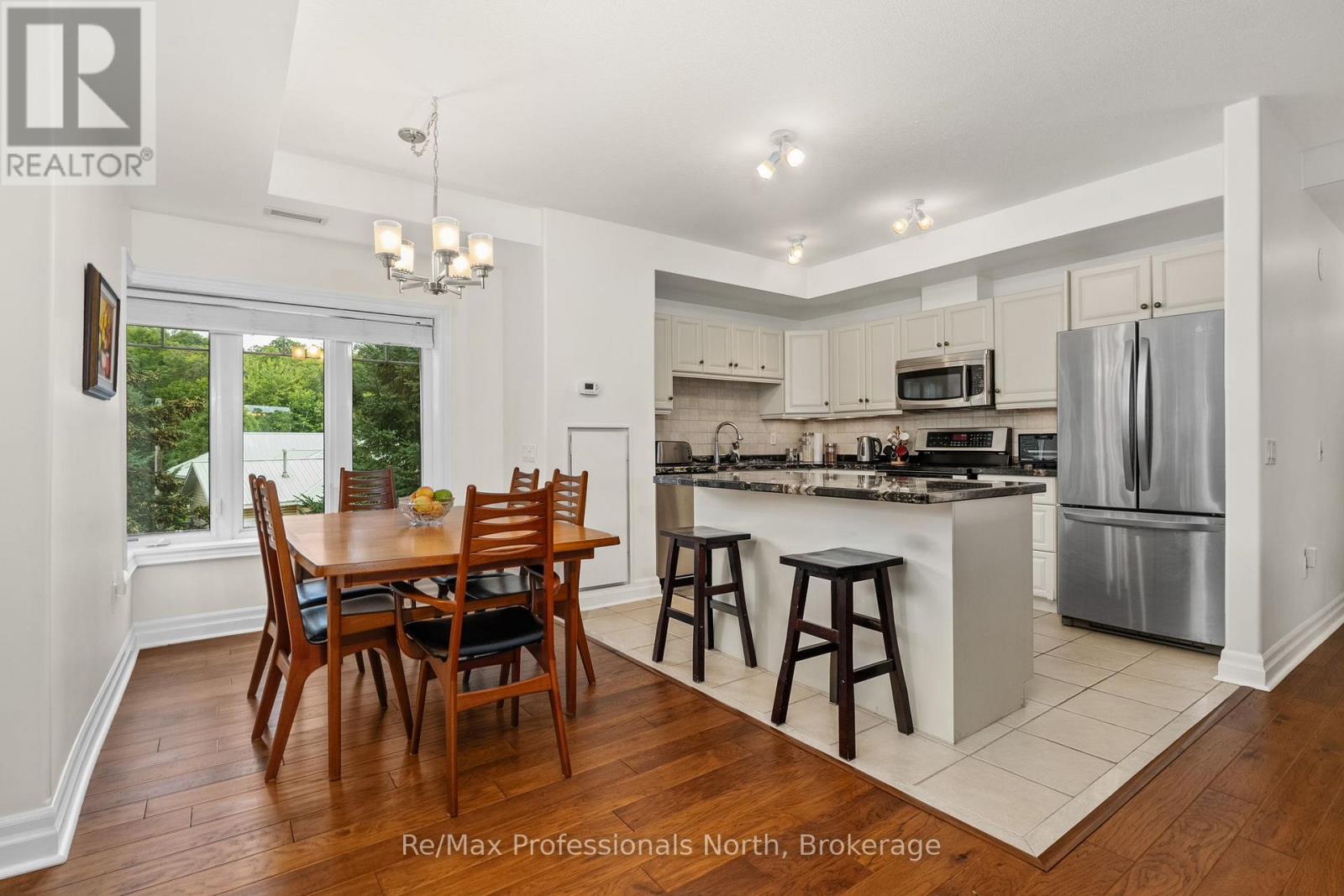 207 - 110 Steamship Bay Road, Gravenhurst, Ontario  P1P 1Z9 - Photo 8 - X12571034