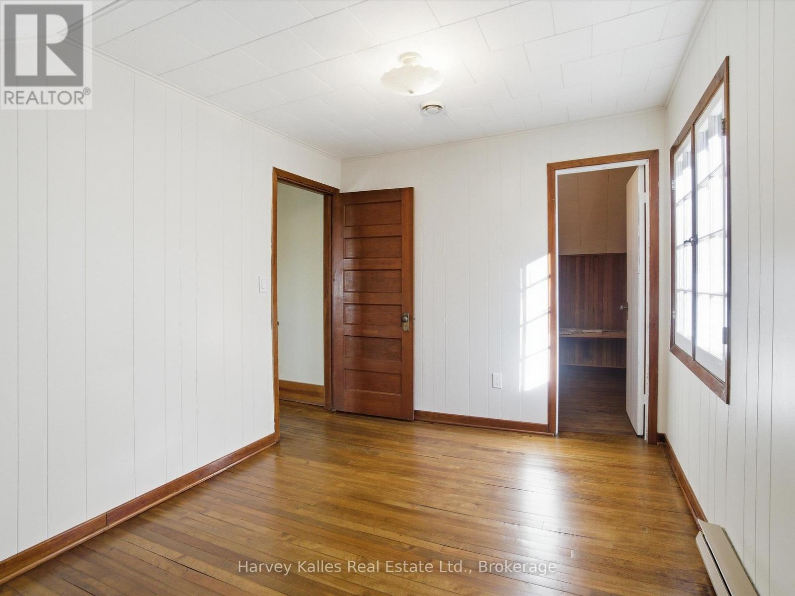 11 Victoria Street W, Seguin, Ontario  P0C 1J0 - Photo 13 - X12571934