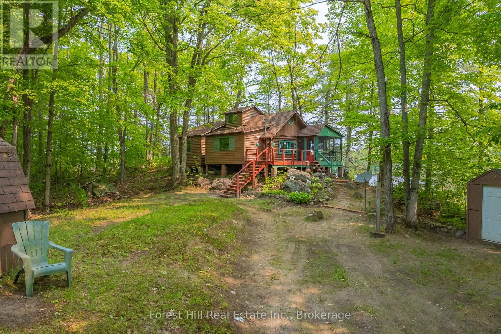 1067 West Black Lake Road, Muskoka Lakes, Ontario  P0C 1M0 - Photo 16 - X12573156