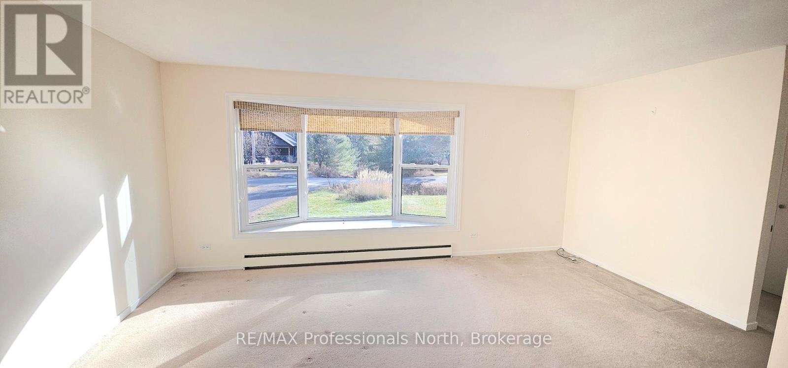 62 Riverside Drive, Huntsville, Ontario  P1H 1R6 - Photo 12 - X12573816