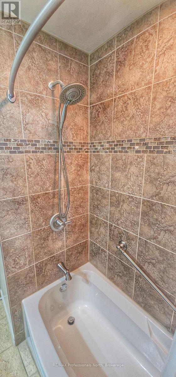 62 Riverside Drive, Huntsville, Ontario  P1H 1R6 - Photo 20 - X12573816