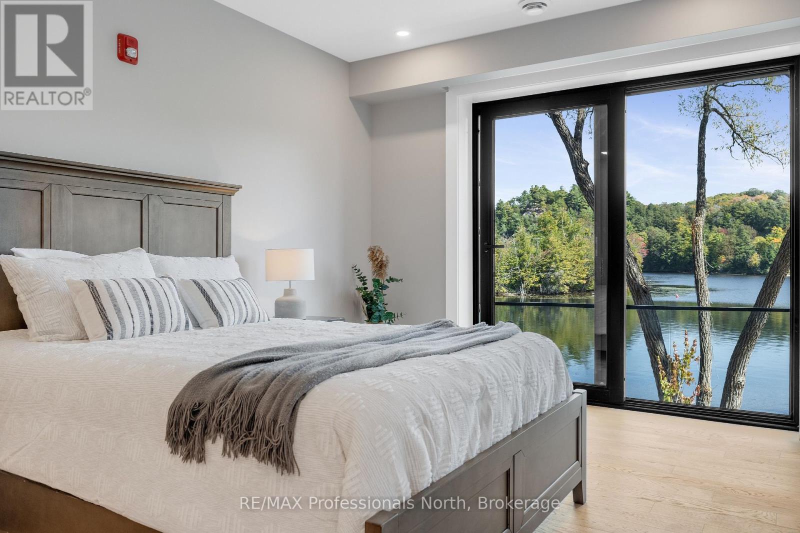 301 - 32 Brunel Road, Huntsville, Ontario  P1H 1P5 - Photo 36 - X12574390