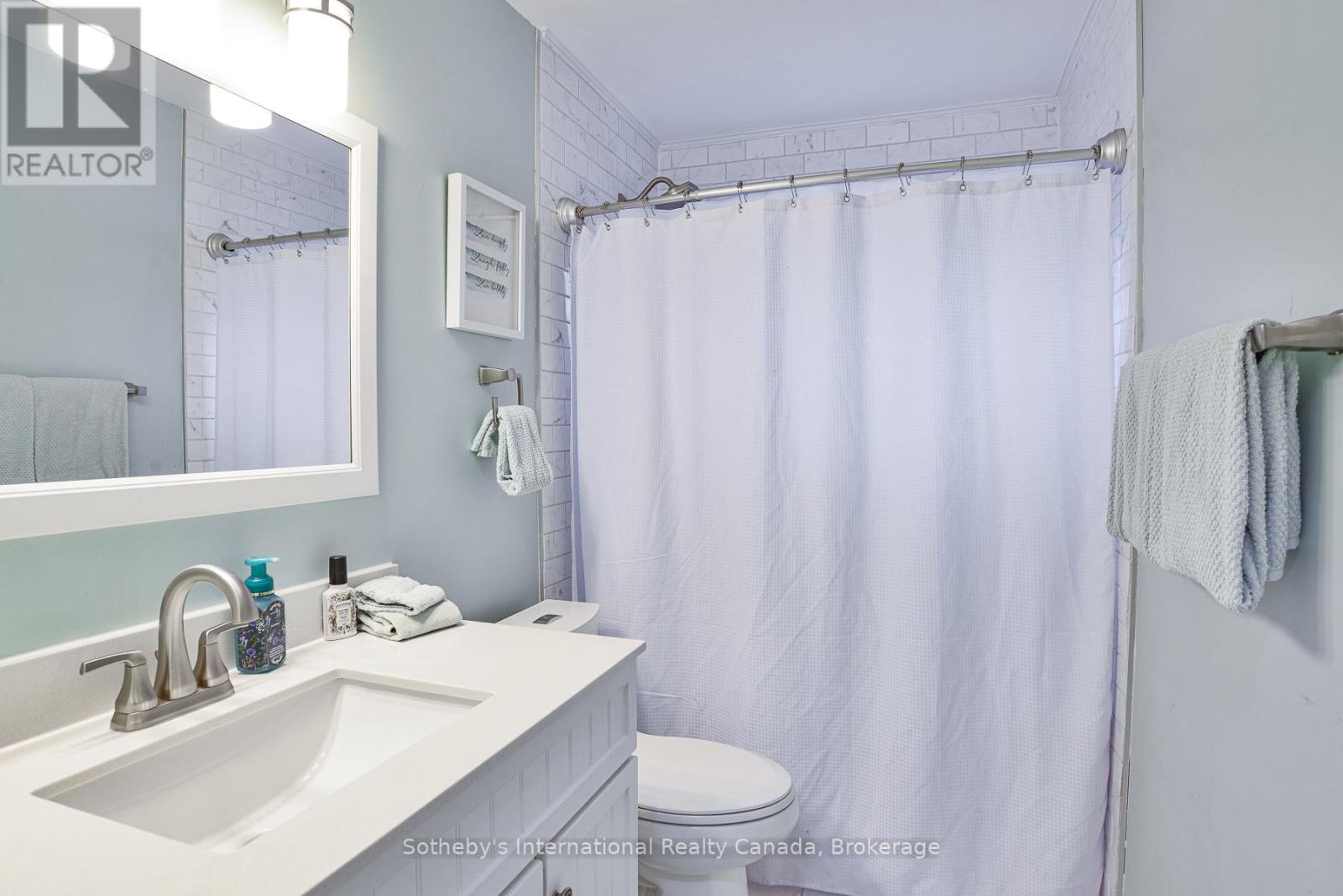 115 Segwun Boulevard, Gravenhurst, Ontario  P1P 1C5 - Photo 11 - X12574536