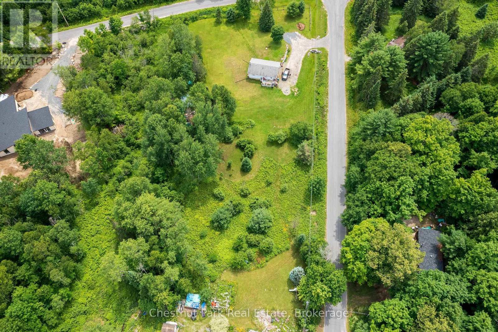 17 Vernon Lane, Huntsville, Ontario  P1H 2J2 - Photo 5 - X12574644