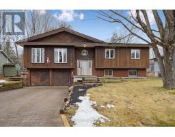 91 HUBBEL CRESCENT, Huntsville, Ontario