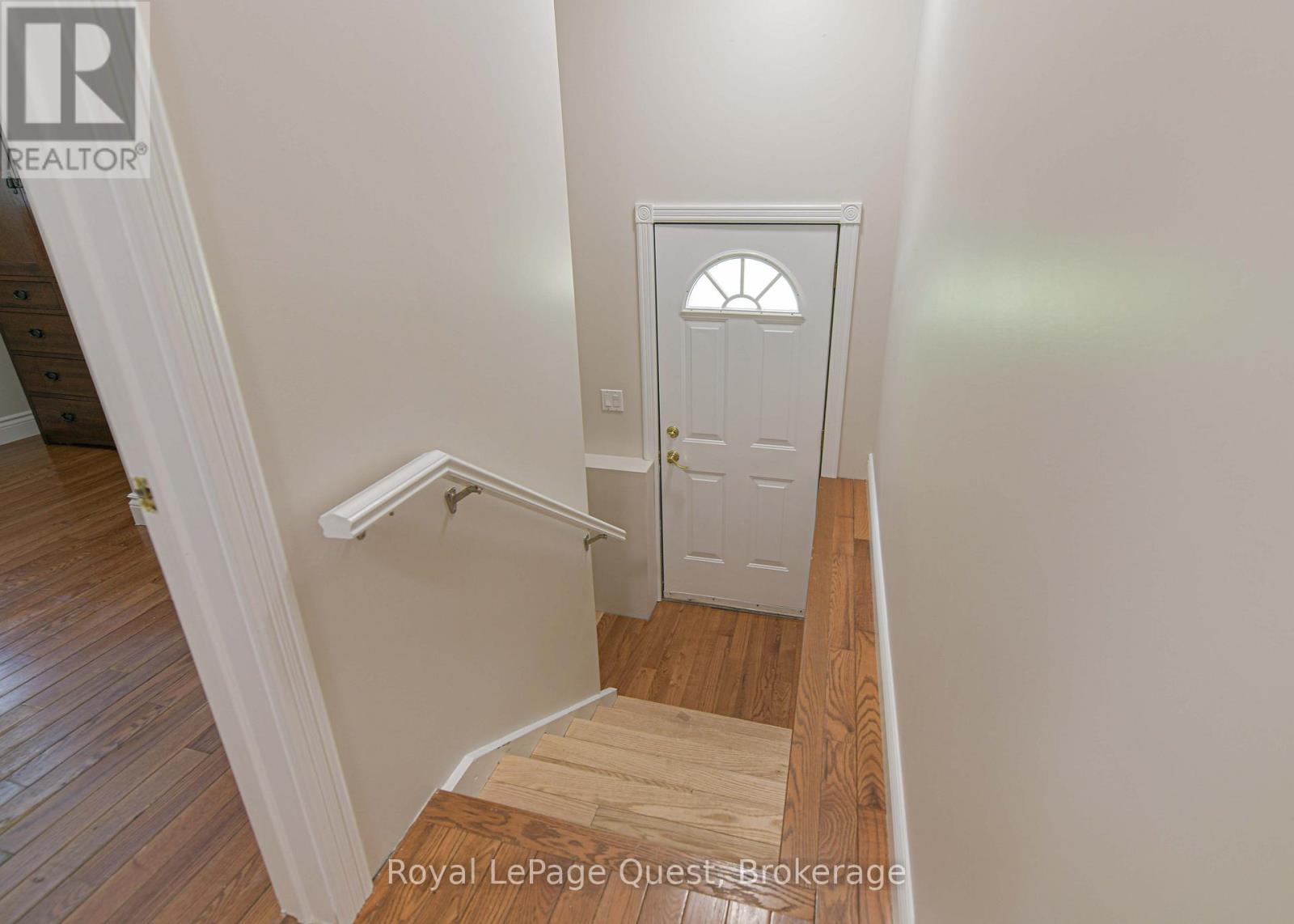 1046 Southwood Road, Gravenhurst, Ontario  P0E 1N0 - Photo 32 - X12581732