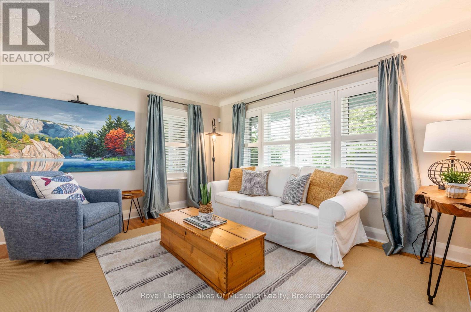 9 Mountview Avenue, Huntsville, Ontario  P1H 1G8 - Photo 12 - X12587442