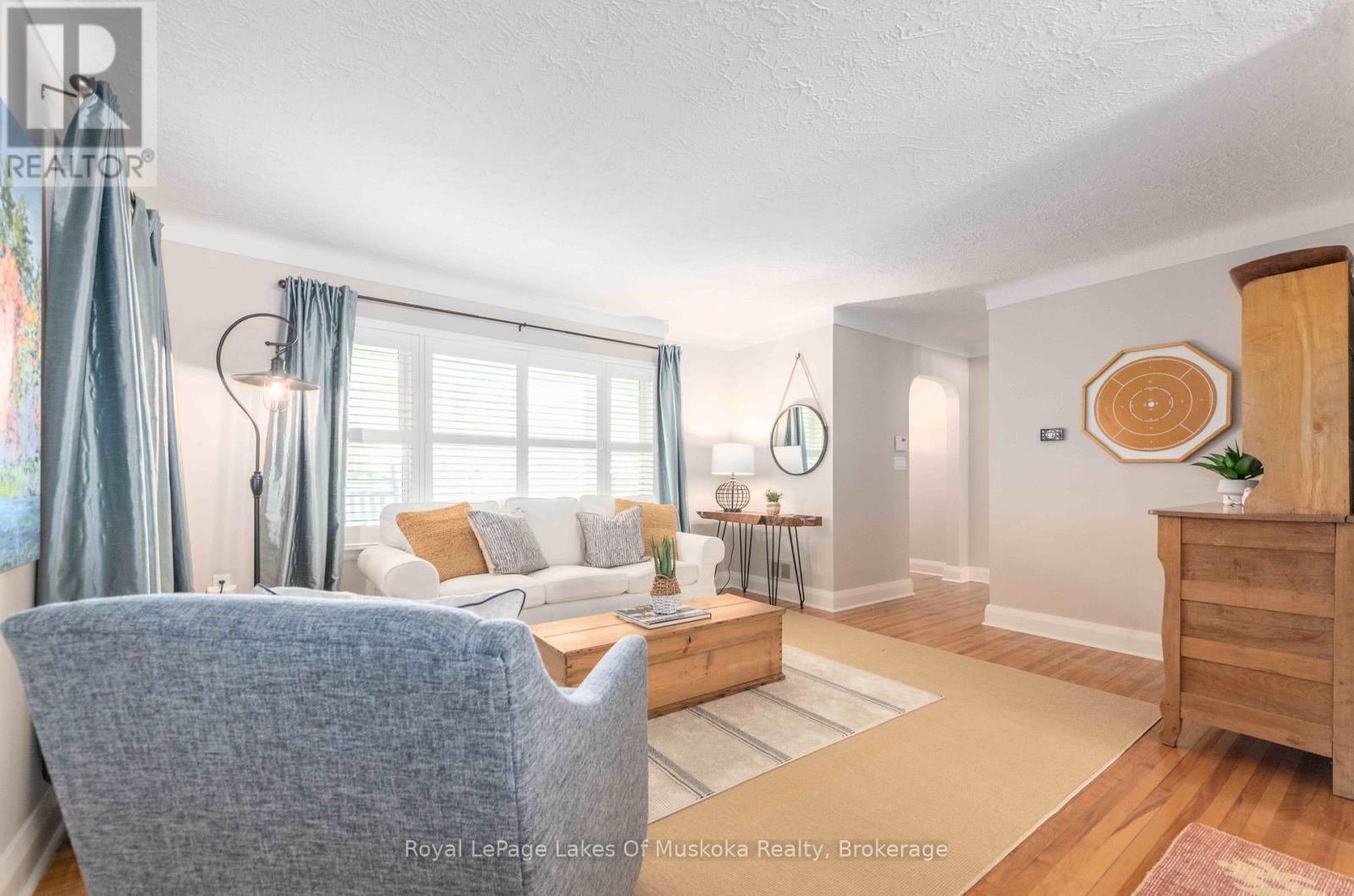 9 Mountview Avenue, Huntsville, Ontario  P1H 1G8 - Photo 13 - X12587442