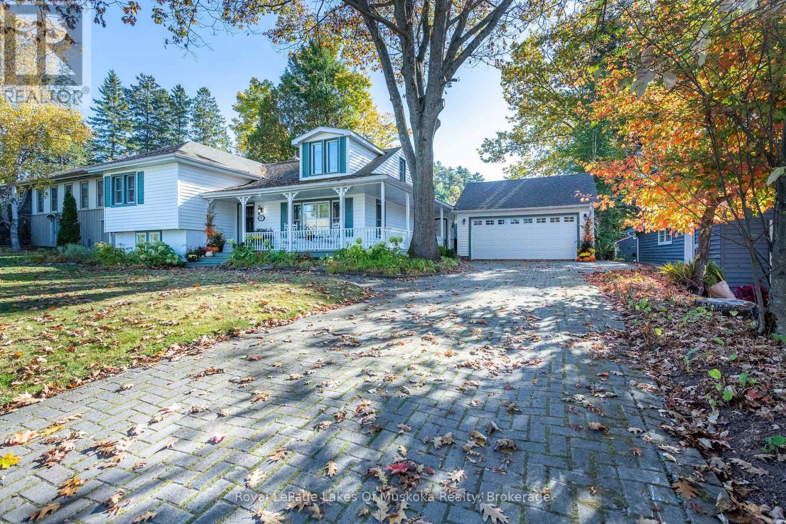 9 Mountview Avenue, Huntsville, Ontario  P1H 1G8 - Photo 3 - X12587442