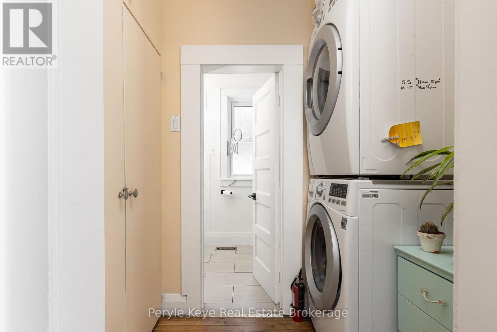 15 East Elliott Street, Huntsville, Ontario  P1H 1W8 - Photo 29 - X12589134