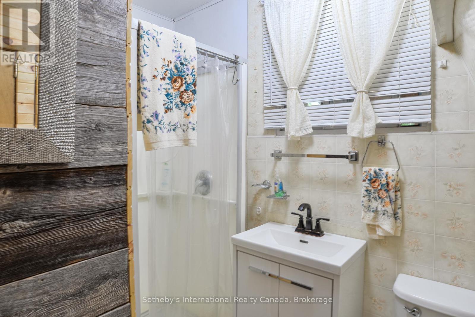 1145 South Morrison Lake Road, Gravenhurst, Ontario  P0E 1G0 - Photo 10 - X12591410