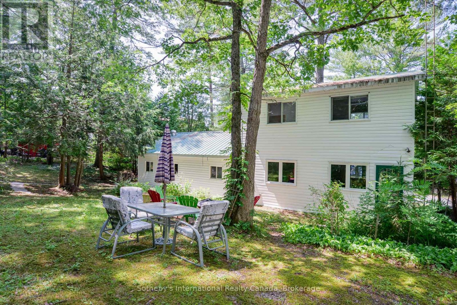 1145 South Morrison Lake Road, Gravenhurst, Ontario  P0E 1G0 - Photo 3 - X12591410