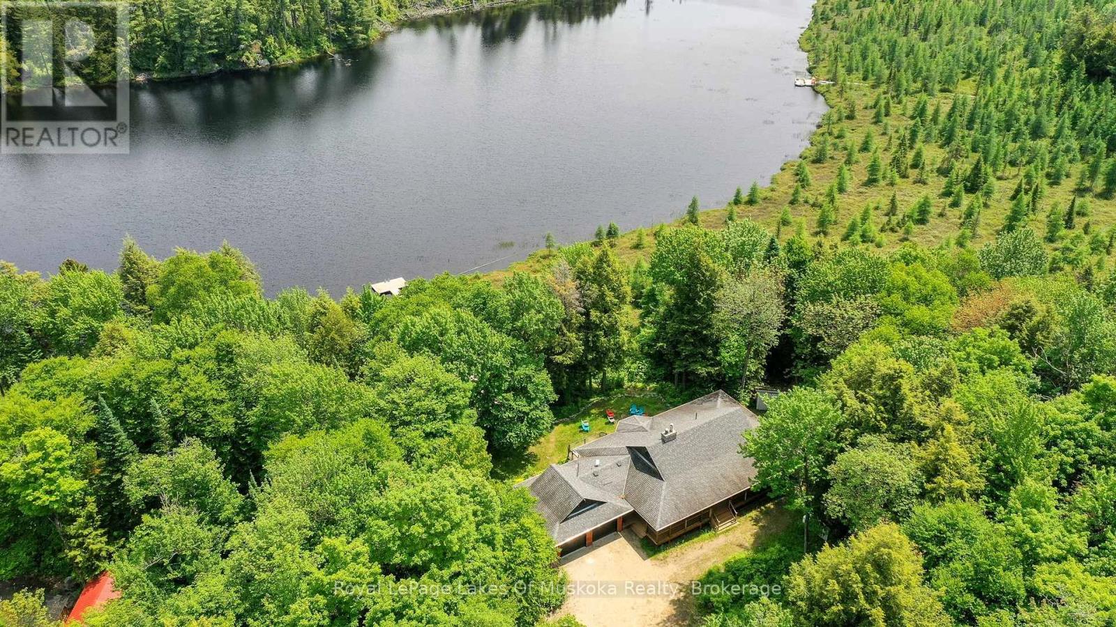 1420 Limberlost Road, Lake Of Bays, Ontario  P1H 2J6 - Photo 1 - X12591528