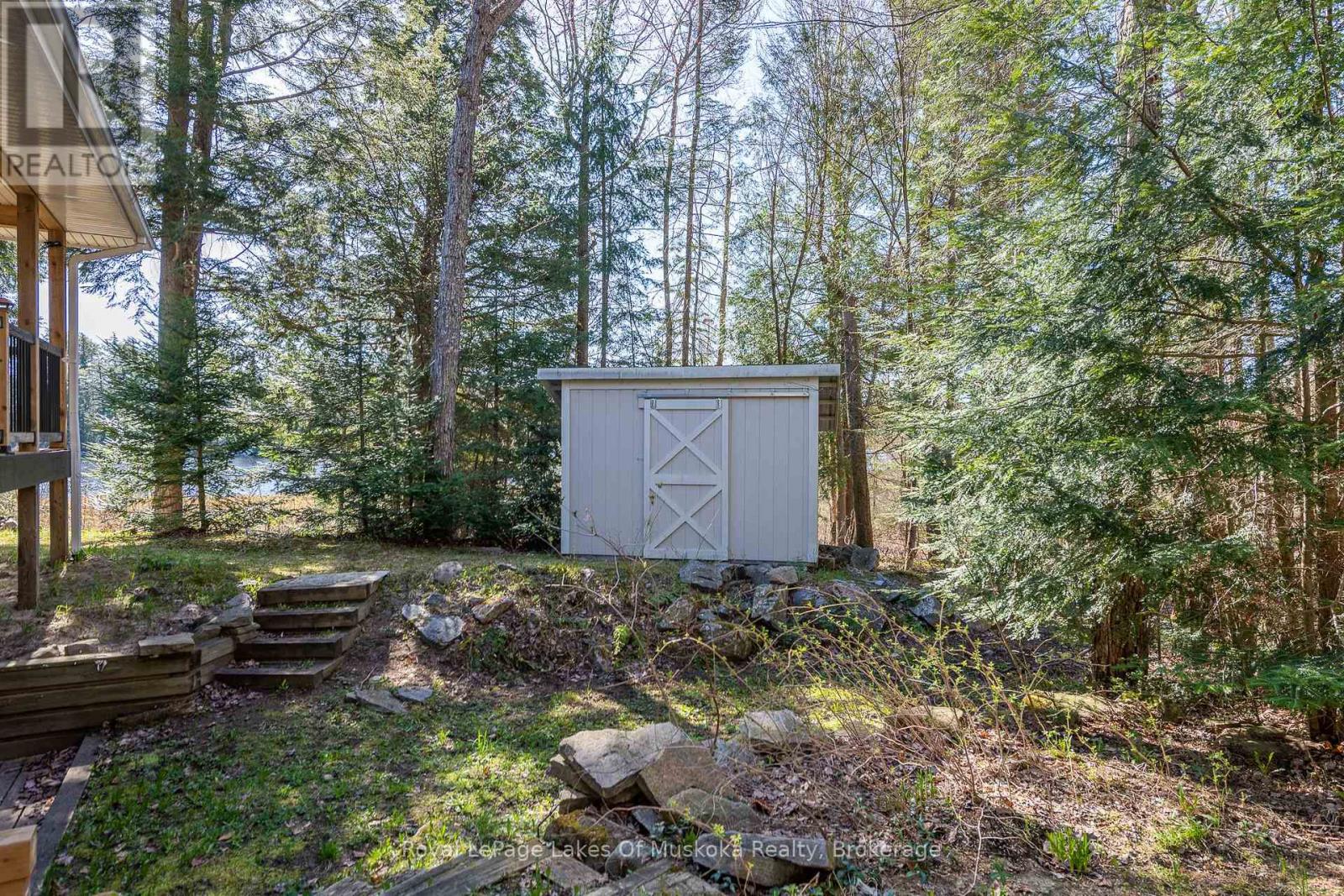 1420 Limberlost Road, Lake Of Bays, Ontario  P1H 2J6 - Photo 45 - X12591528