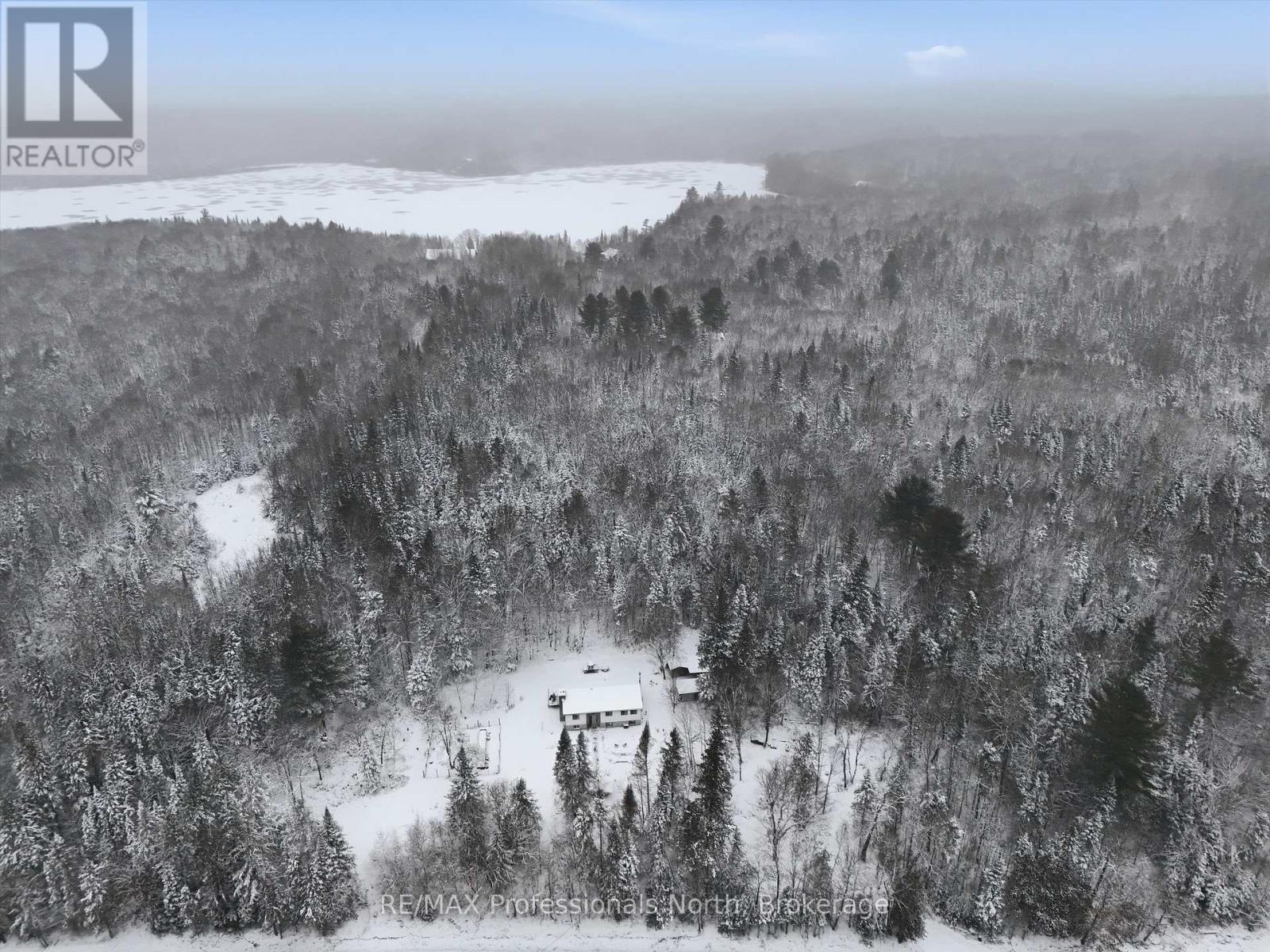 966 Boundary Road, Huntsville, Ontario  P0A 1R0 - Photo 2 - X12591612