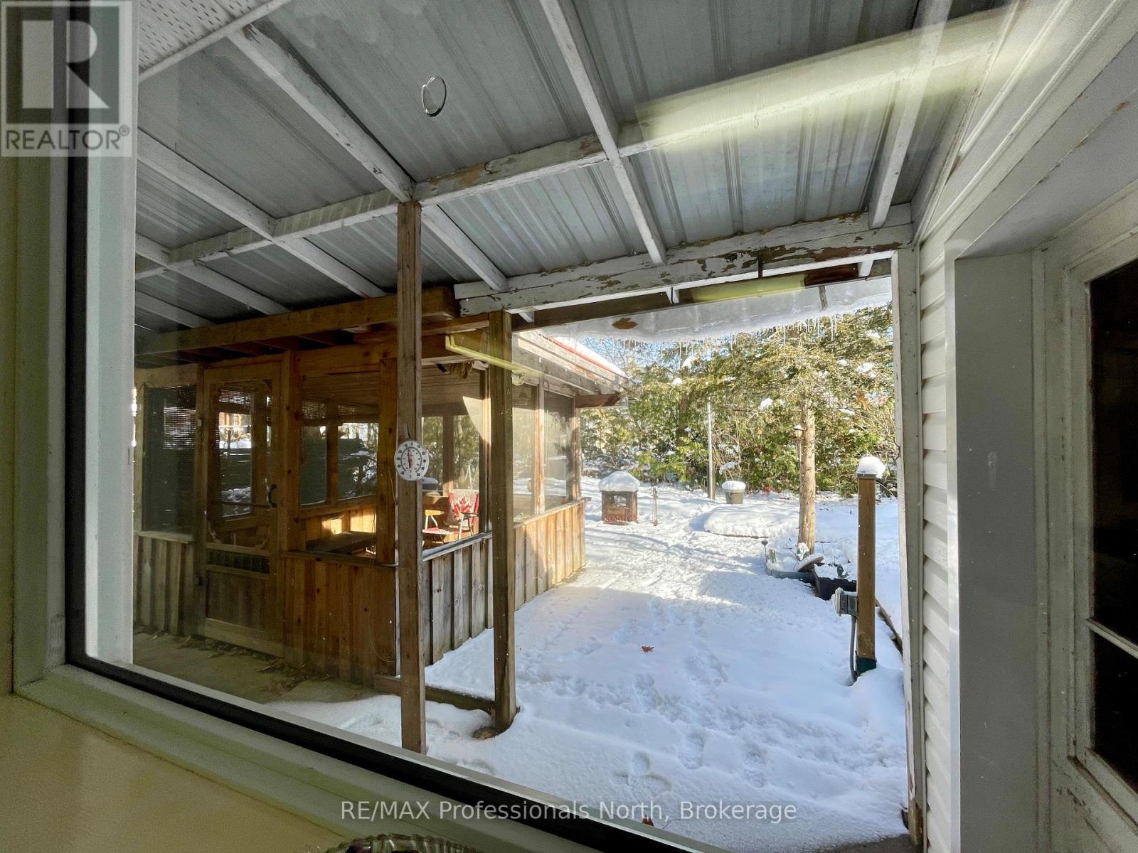 330 John Street S, Gravenhurst, Ontario  P1P 1J1 - Photo 12 - X12593744